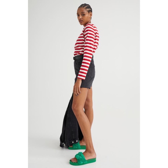 H&M High Waist Bermuda Cut Off Shorts US 4 - Picture 3 of 6